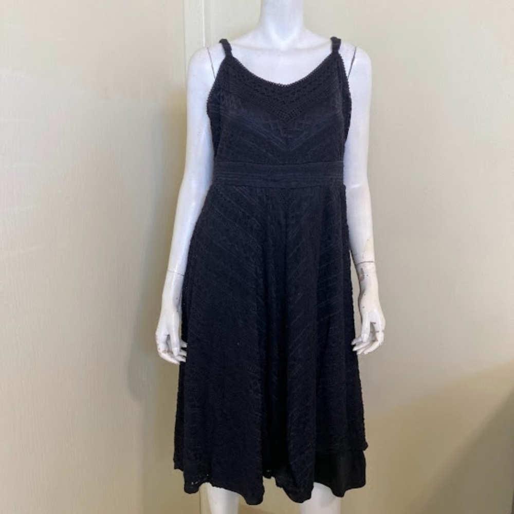 Elegant Black Lace Dress TORRID